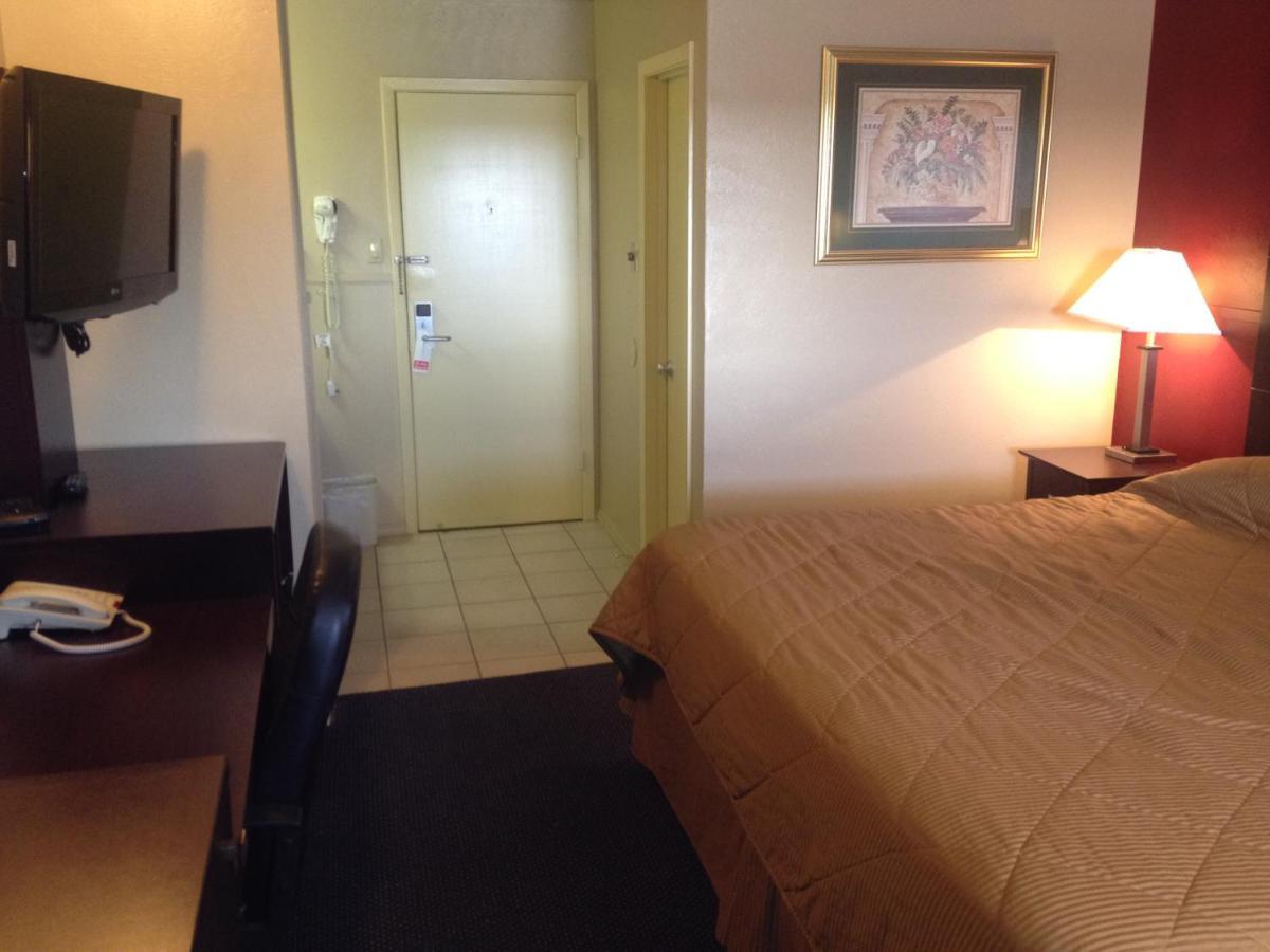 Colonial Inn Monahans Tx Esterno foto